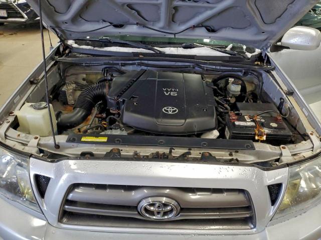 Toyota Tacoma Access Cab Image 5