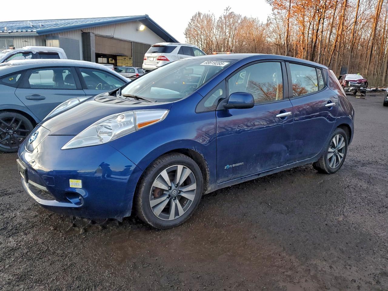 Nissan LEAF S Image 1