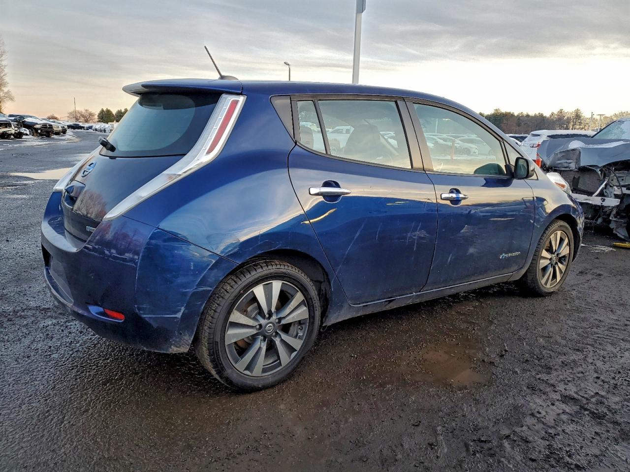 Nissan LEAF S Image 2