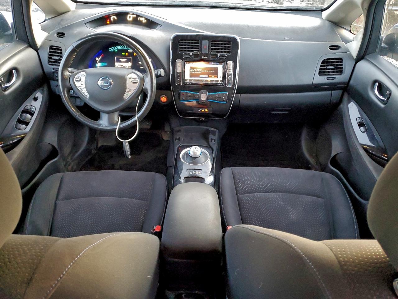 Nissan LEAF S Image 10