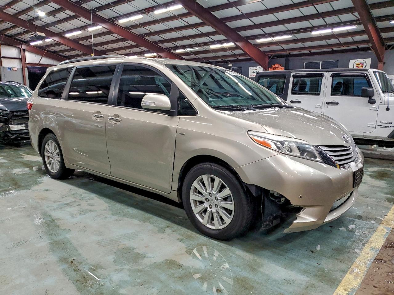Toyota Sienna Xle Image 7