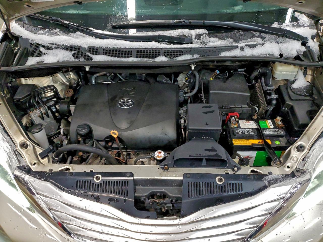 Toyota Sienna Xle Image 6