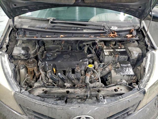 Toyota Yaris Image 12