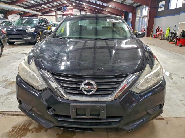 Nissan Altima 2.5 Image 4