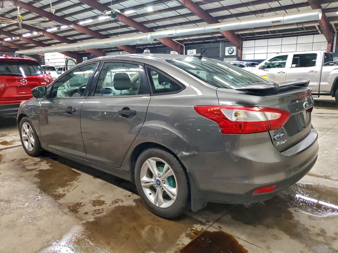 Ford Focus S Image 9