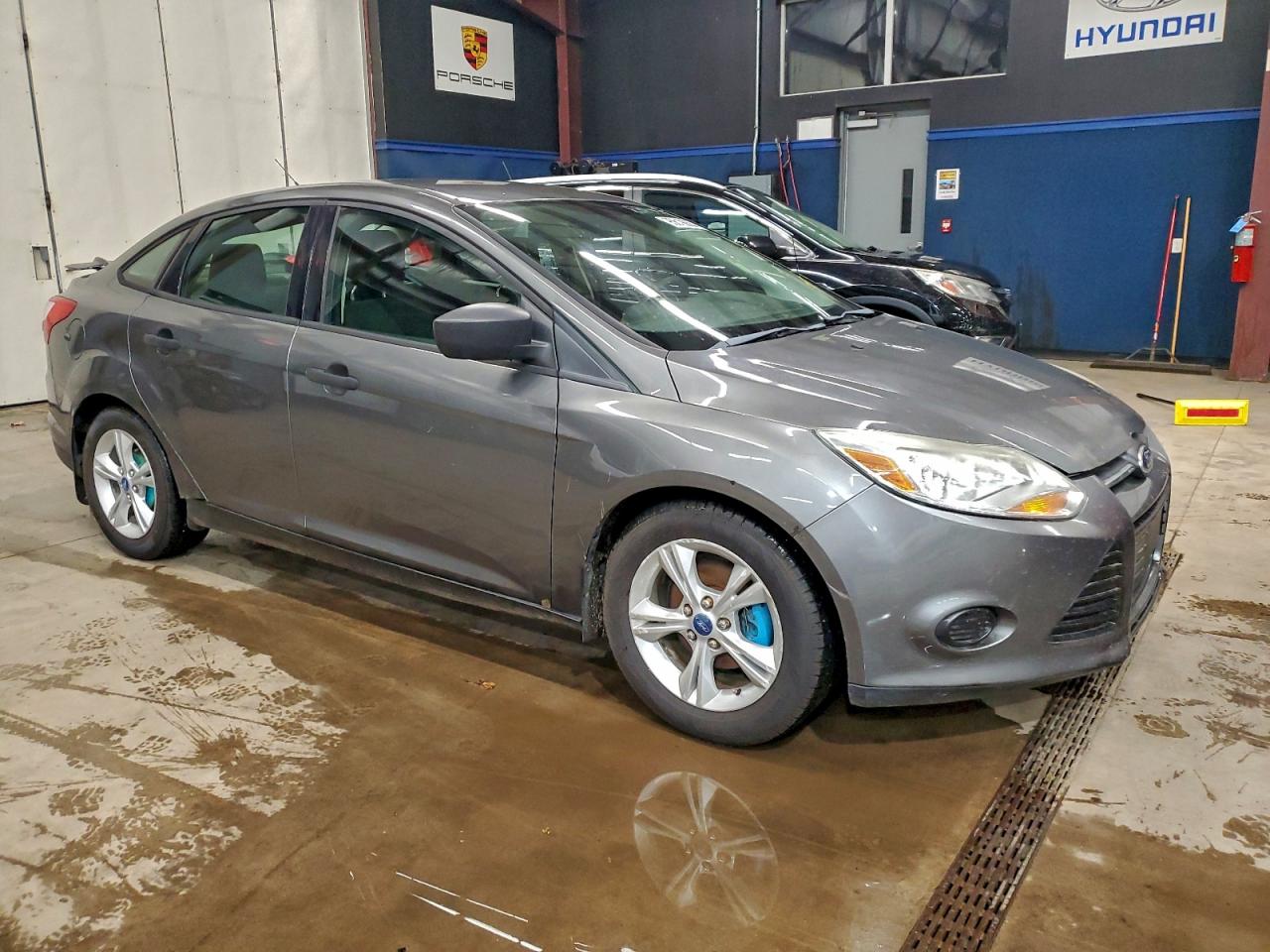 Ford Focus S Image 3