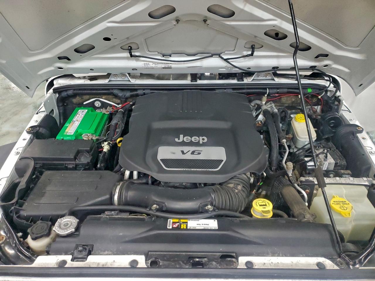 Jeep Wrangler Sport Image 2