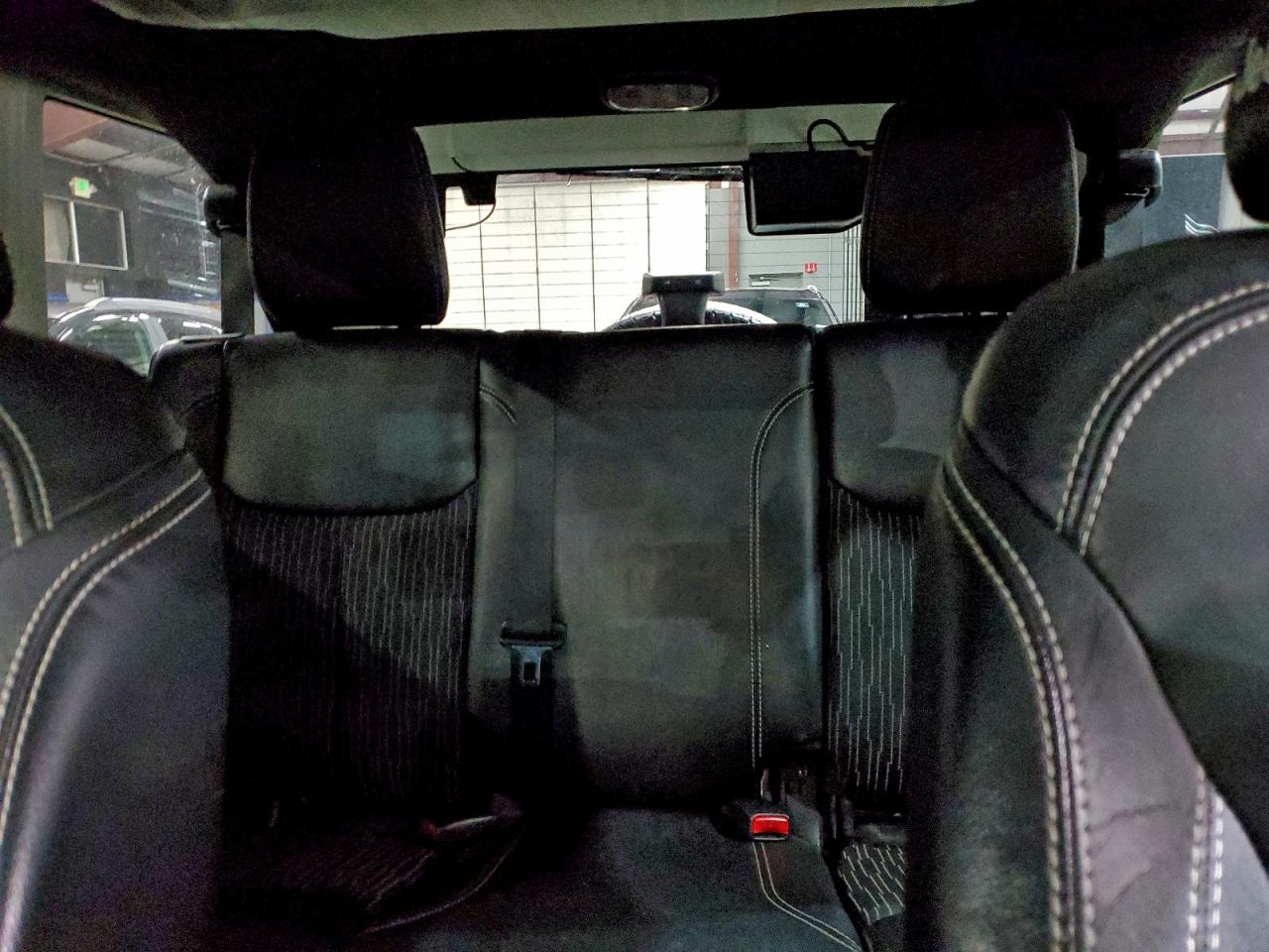 Jeep Wrangler Sport Image 8