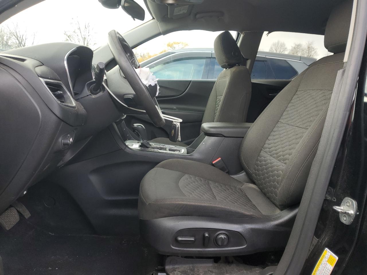 Chevrolet Equinox Lt Image 2