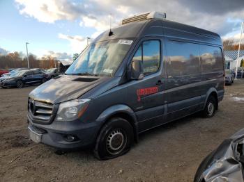  Salvage Mercedes-Benz Sprinter