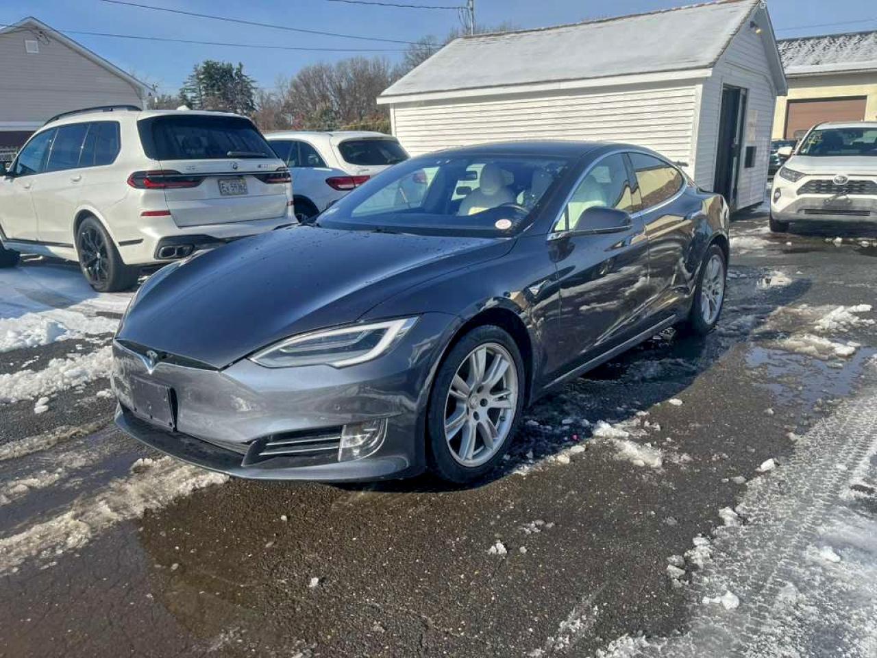 Tesla Model S Image 1