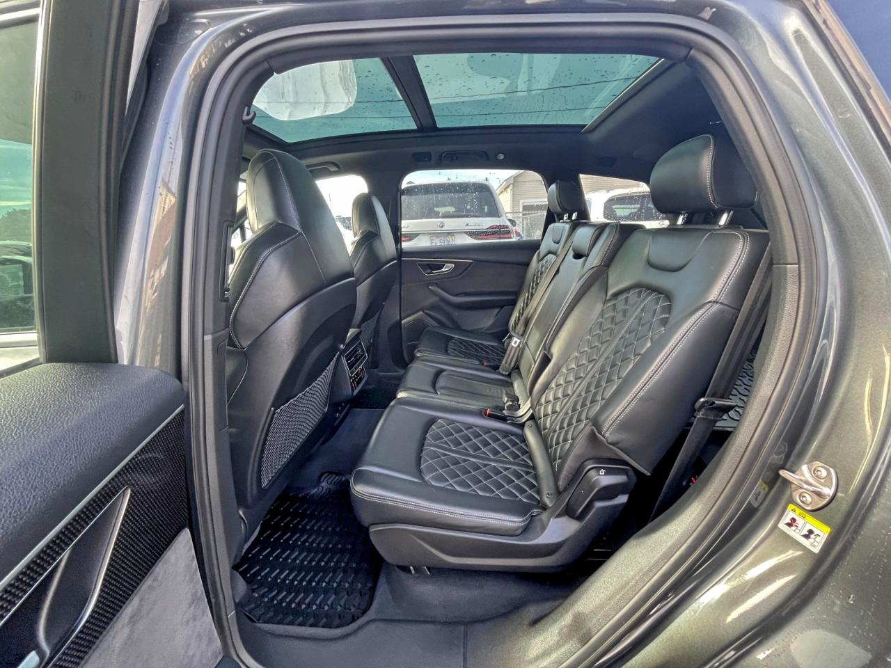 Audi Sq Premium Plus Image 4