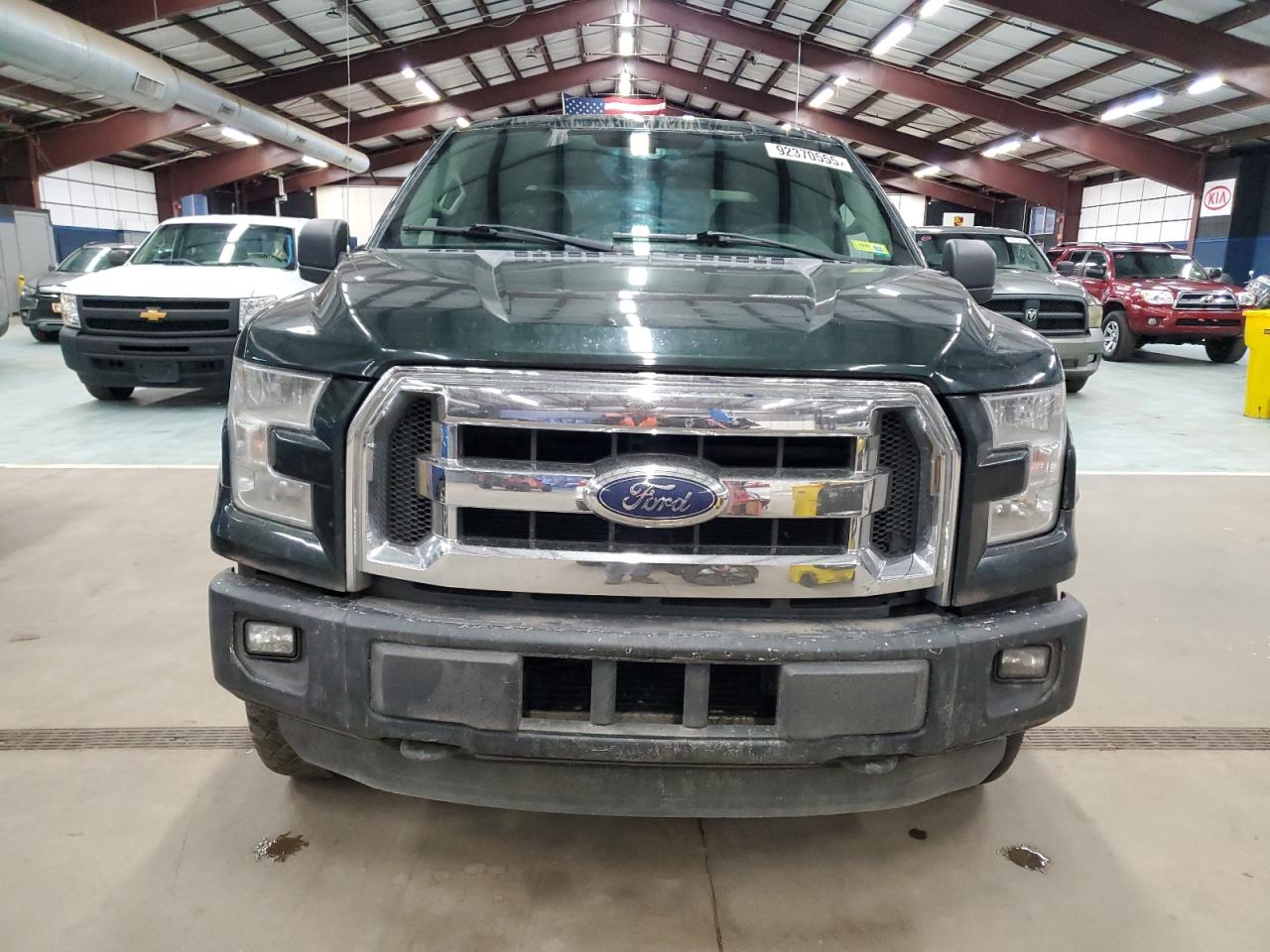Ford F-150 Supercrew Image 4