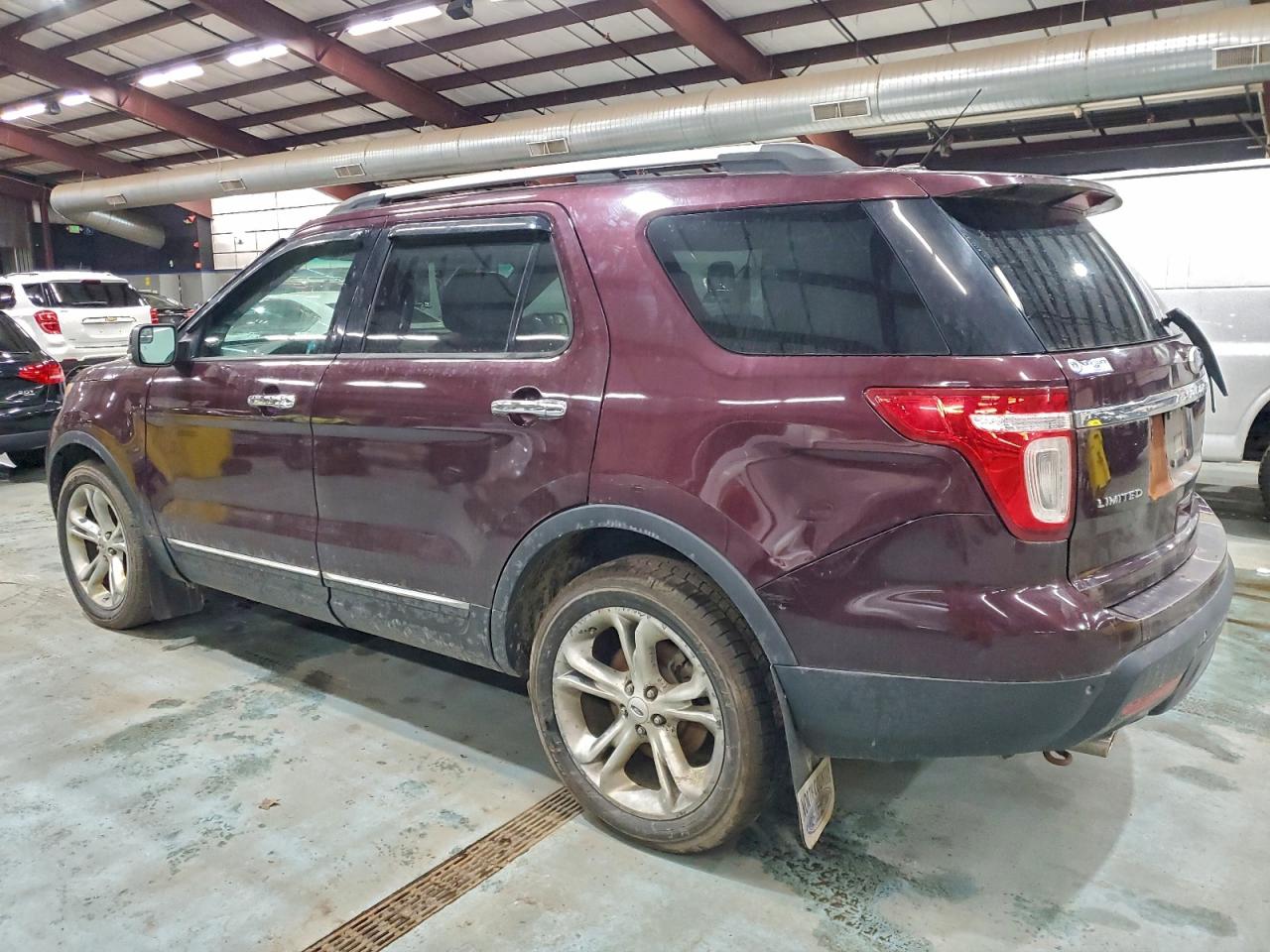 Ford Explorer Limited Image 2