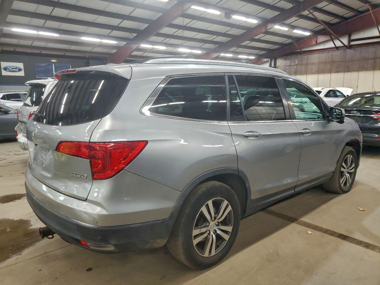 Honda Pilot Ex Image 2