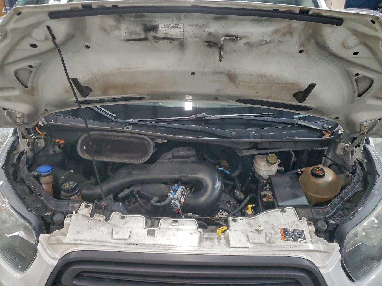 Ford Transit T-350 Image 4