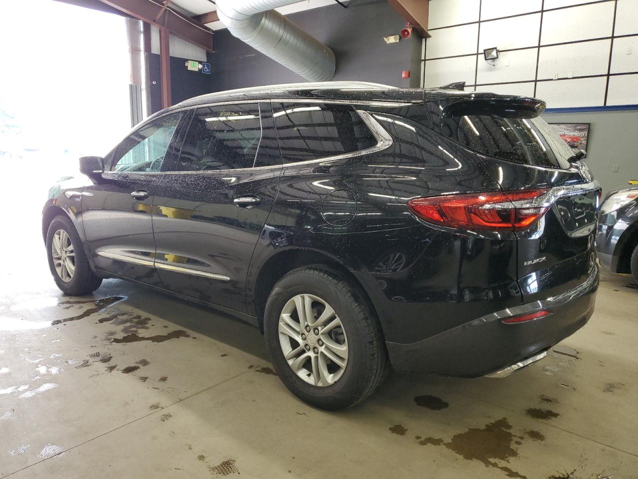 Buick Enclave Essence Image 9