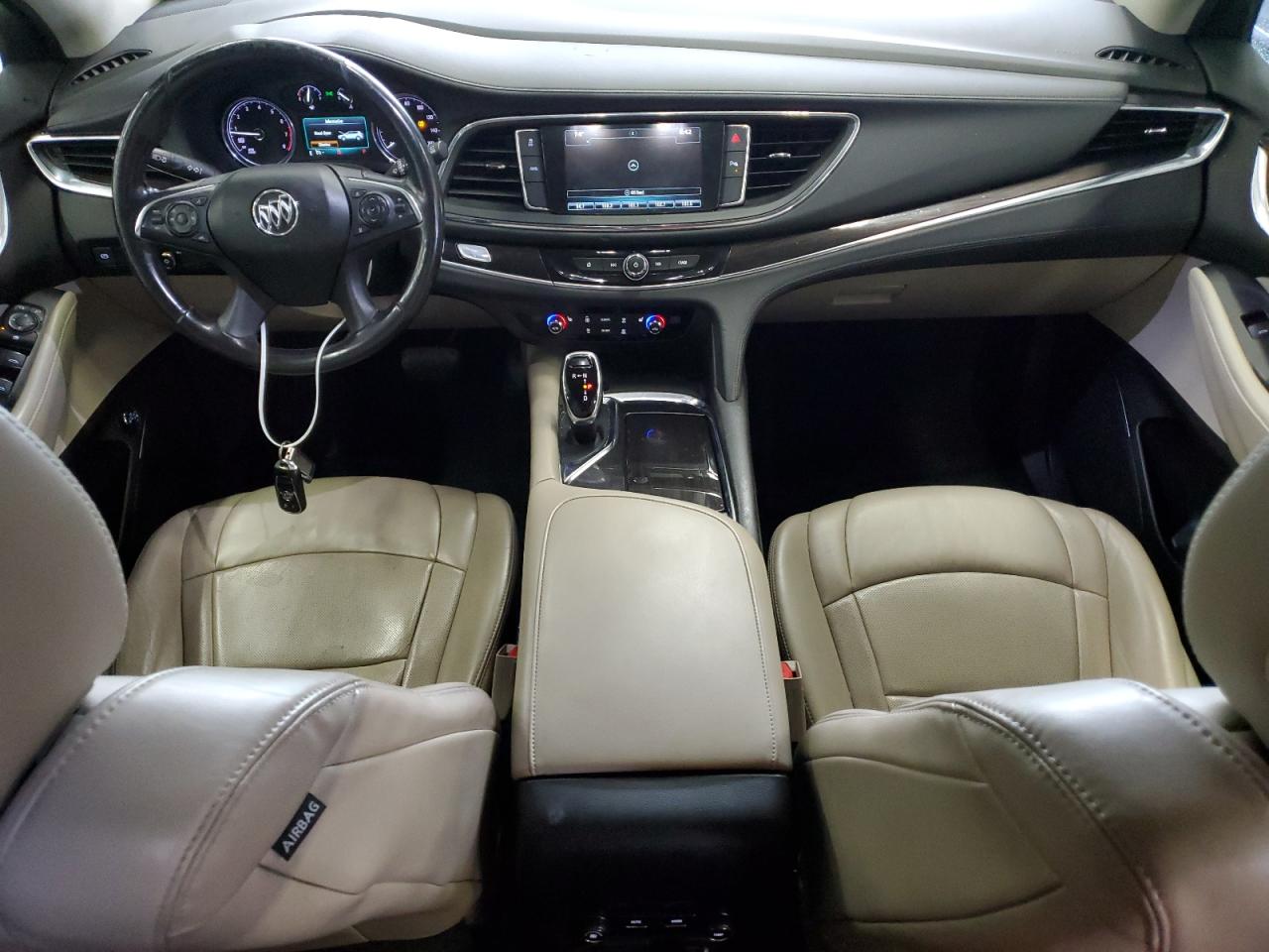 Buick Enclave Essence Image 12