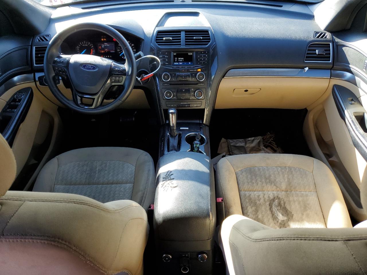 Ford Explorer Image 10