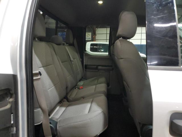 Ford F-150 Super Cab Image 12