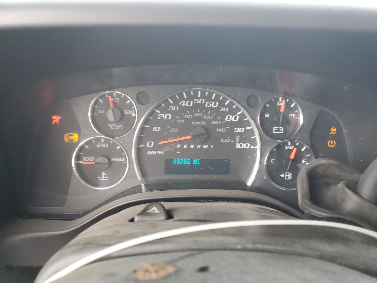 Chevrolet Express Image 6