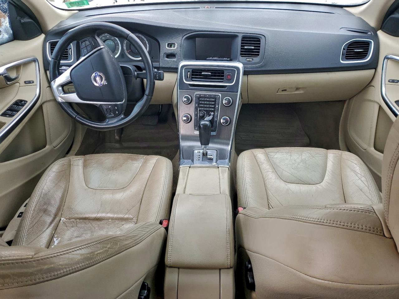 Volvo S60 T6 Image 10