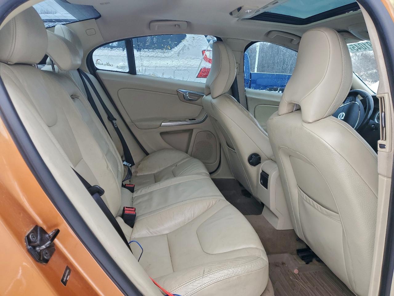Volvo S60 T6 Image 11