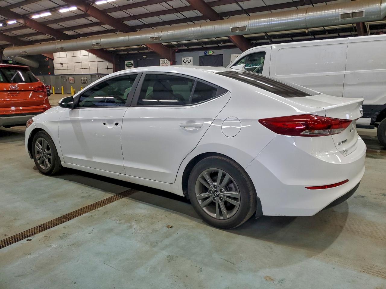 Hyundai ELANTRA Sel Image 5