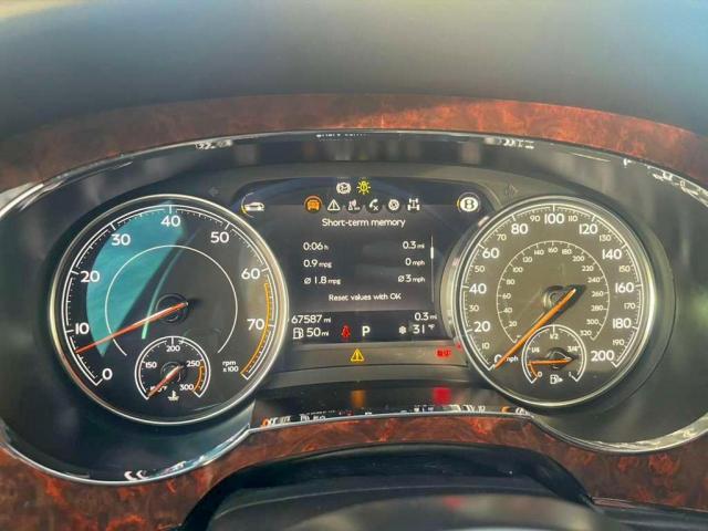 Bentley Bentayga Image 8