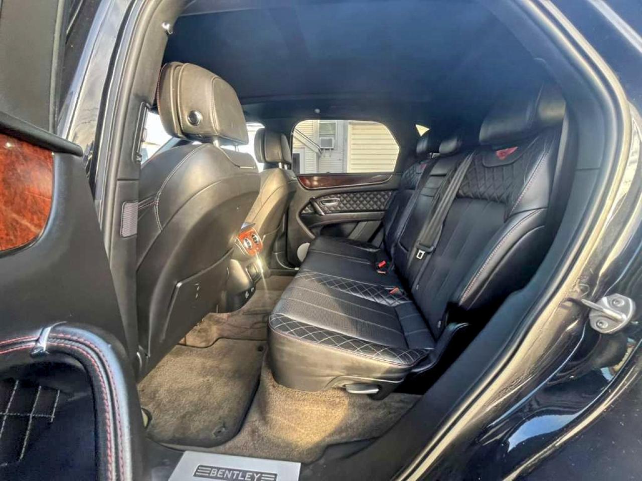 Bentley Bentayga Image 9