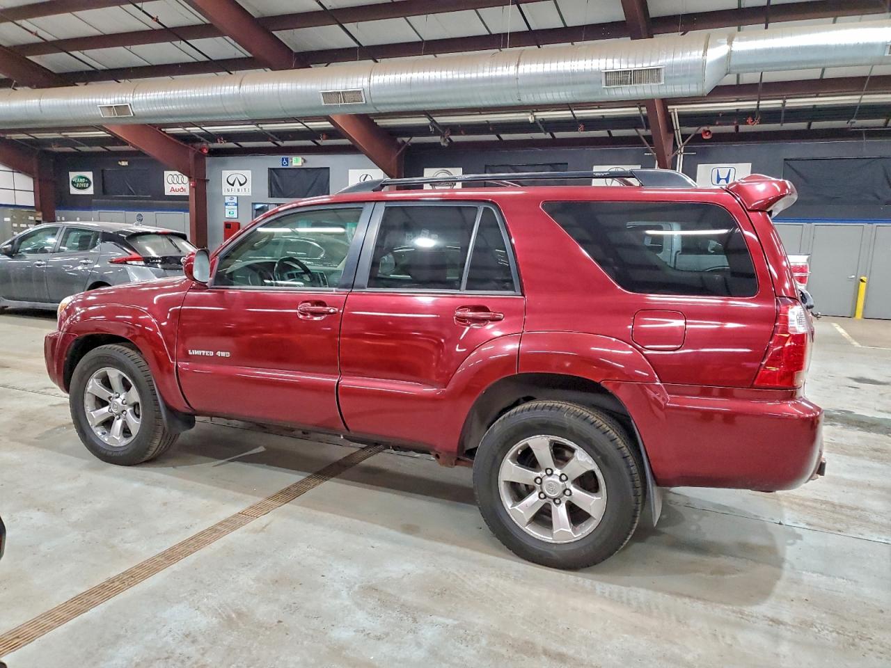 Toyota 4Runner Limited Image 12