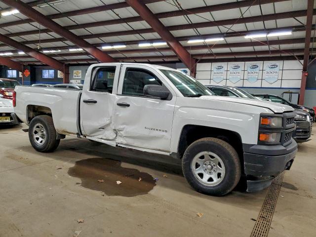 Chevrolet Silverado K1500 Image 9