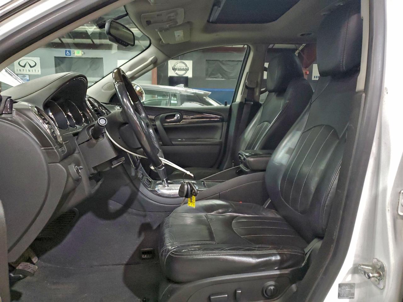 Buick Enclave Image 7