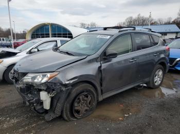  Salvage Toyota RAV4