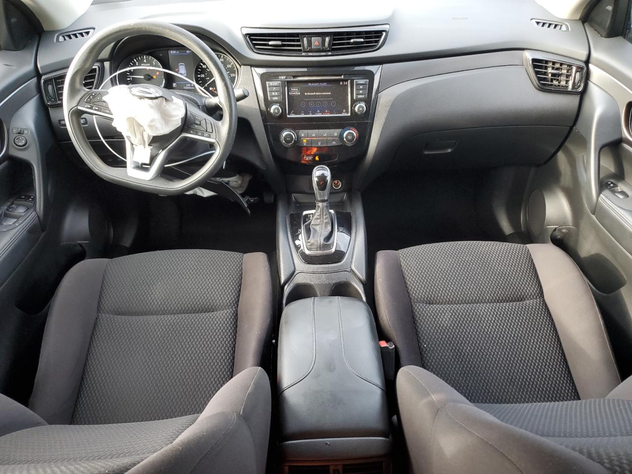 Nissan Rogue S Image 3