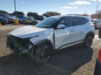  Salvage Kia Seltos