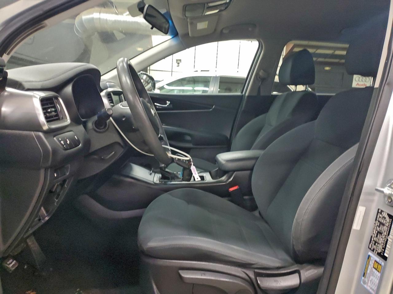 Kia Sorento L Image 5