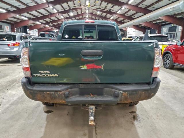 Toyota Tacoma Image 12