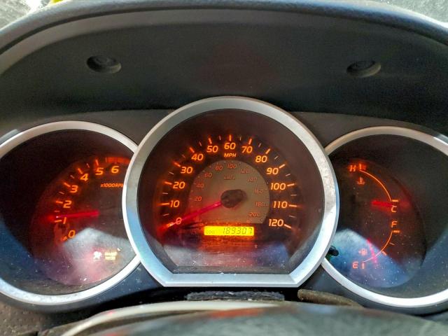 Toyota Tacoma Image 4