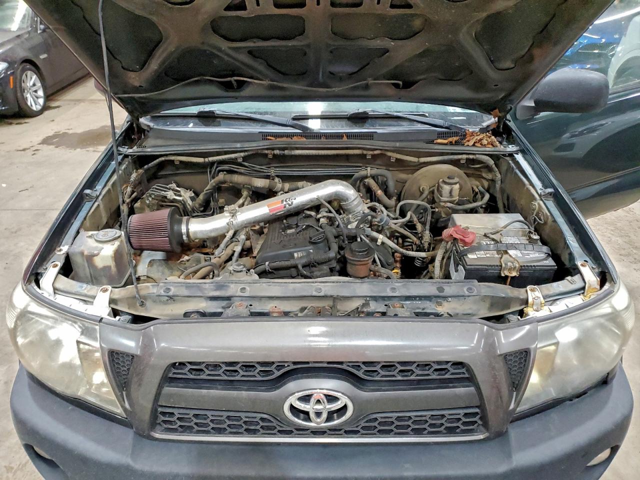 Toyota Tacoma Image 3