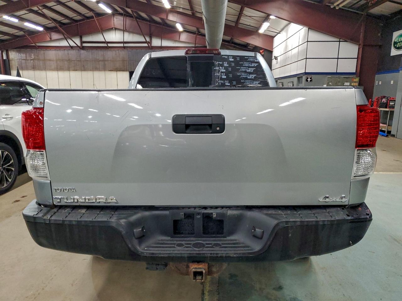 Toyota Tundra Double Cab Sr5 Image 8