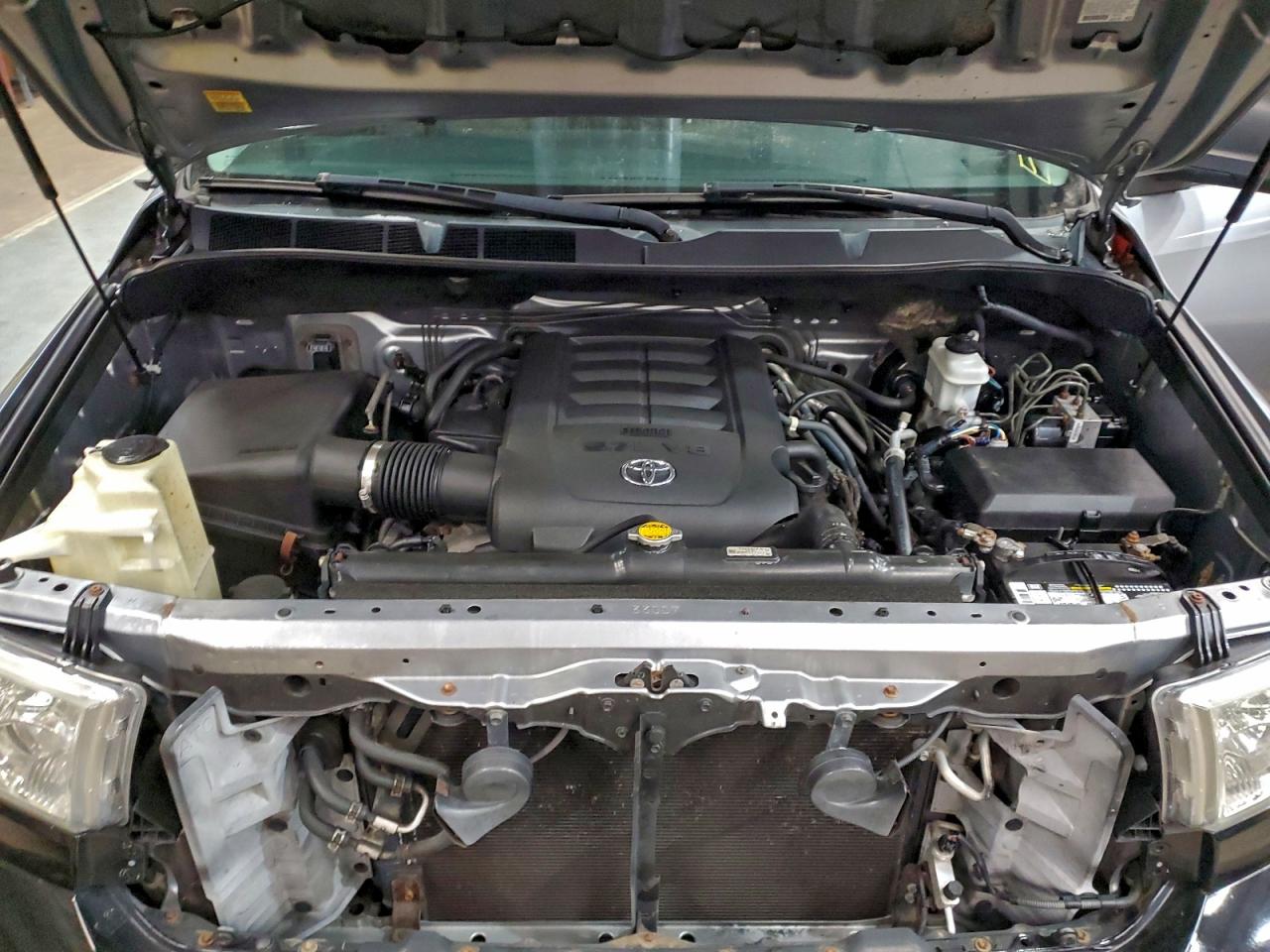 Toyota Tundra Double Cab Sr5 Image 3