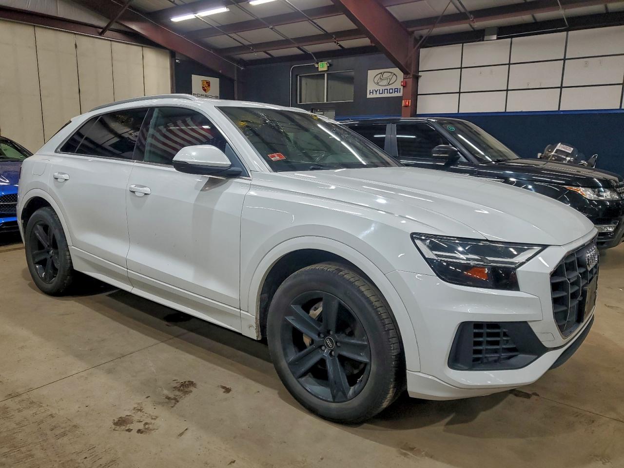 Audi Q8 Premium Image 4