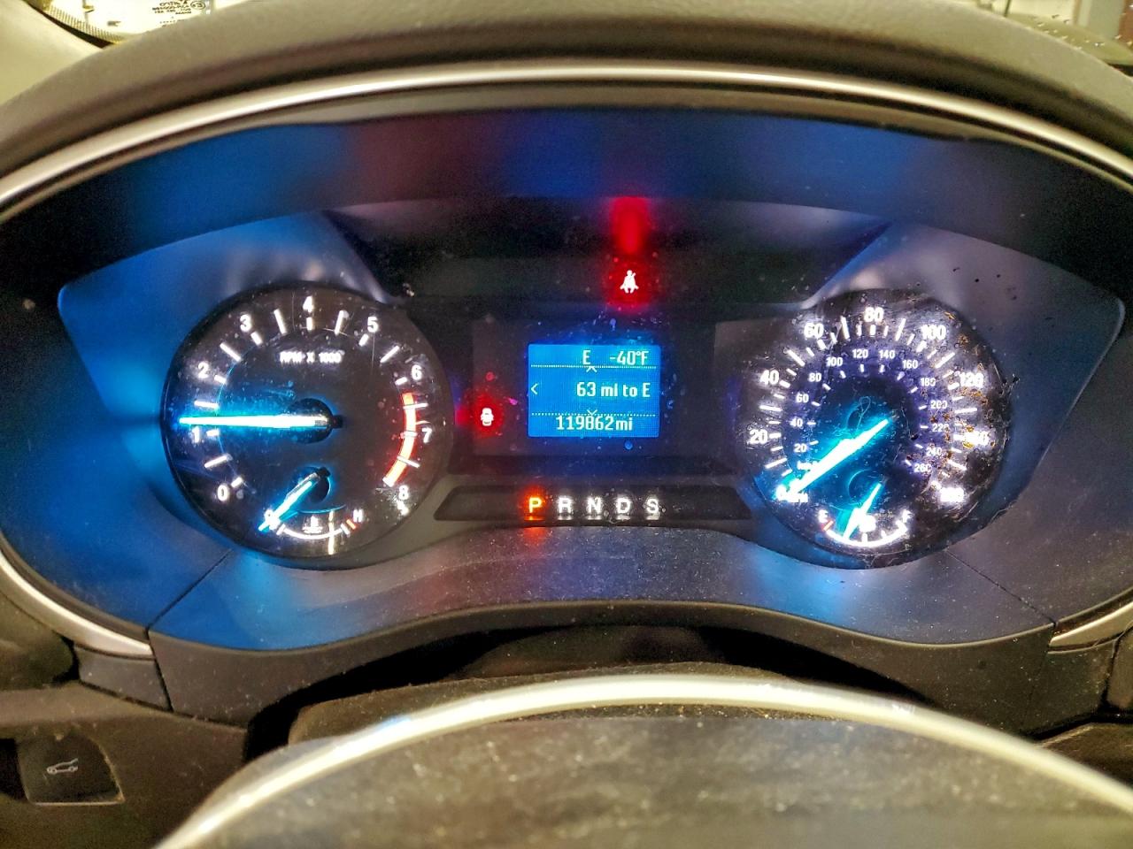 Ford Fusion S Image 10