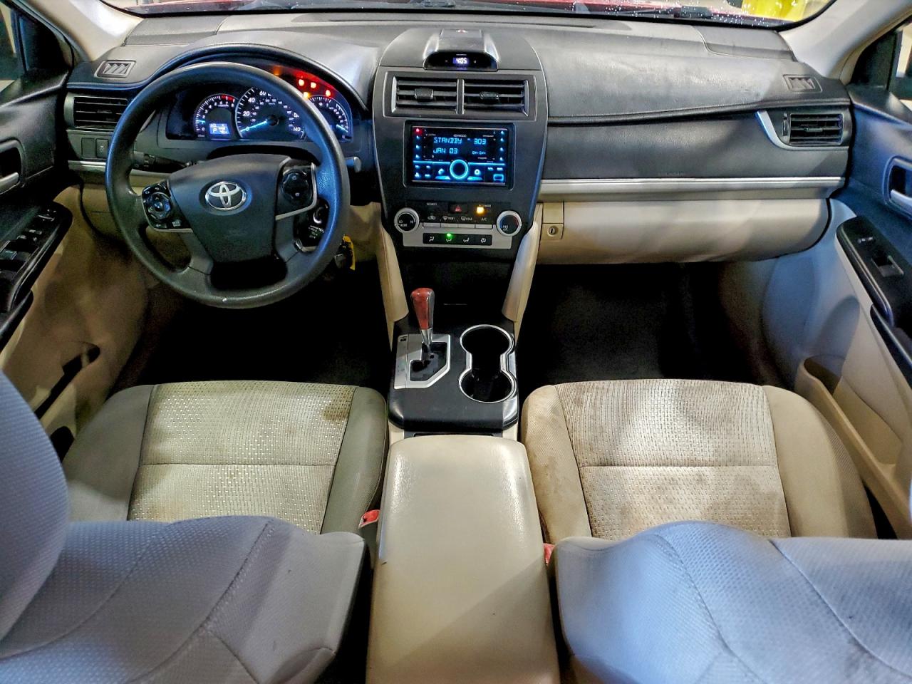 Toyota Camry Base Image 5
