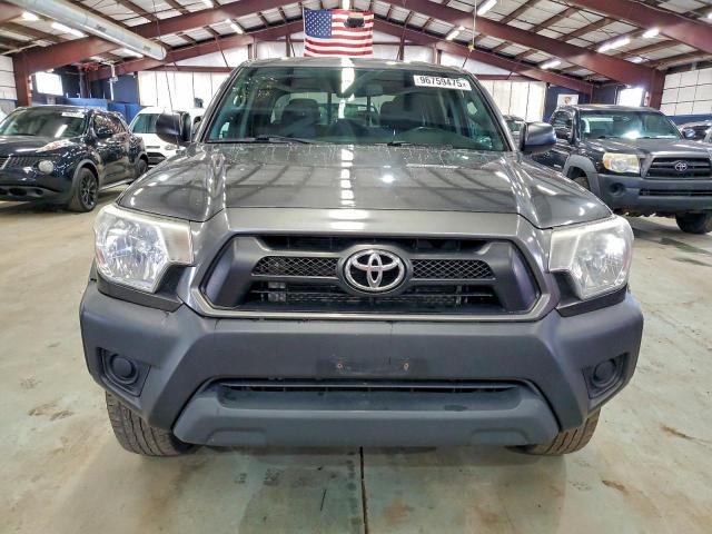 Toyota Tacoma Double Cab Image 12