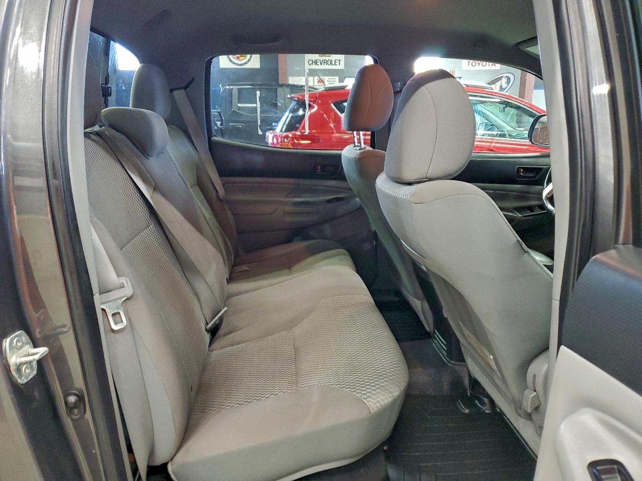 Toyota Tacoma Double Cab Image 10