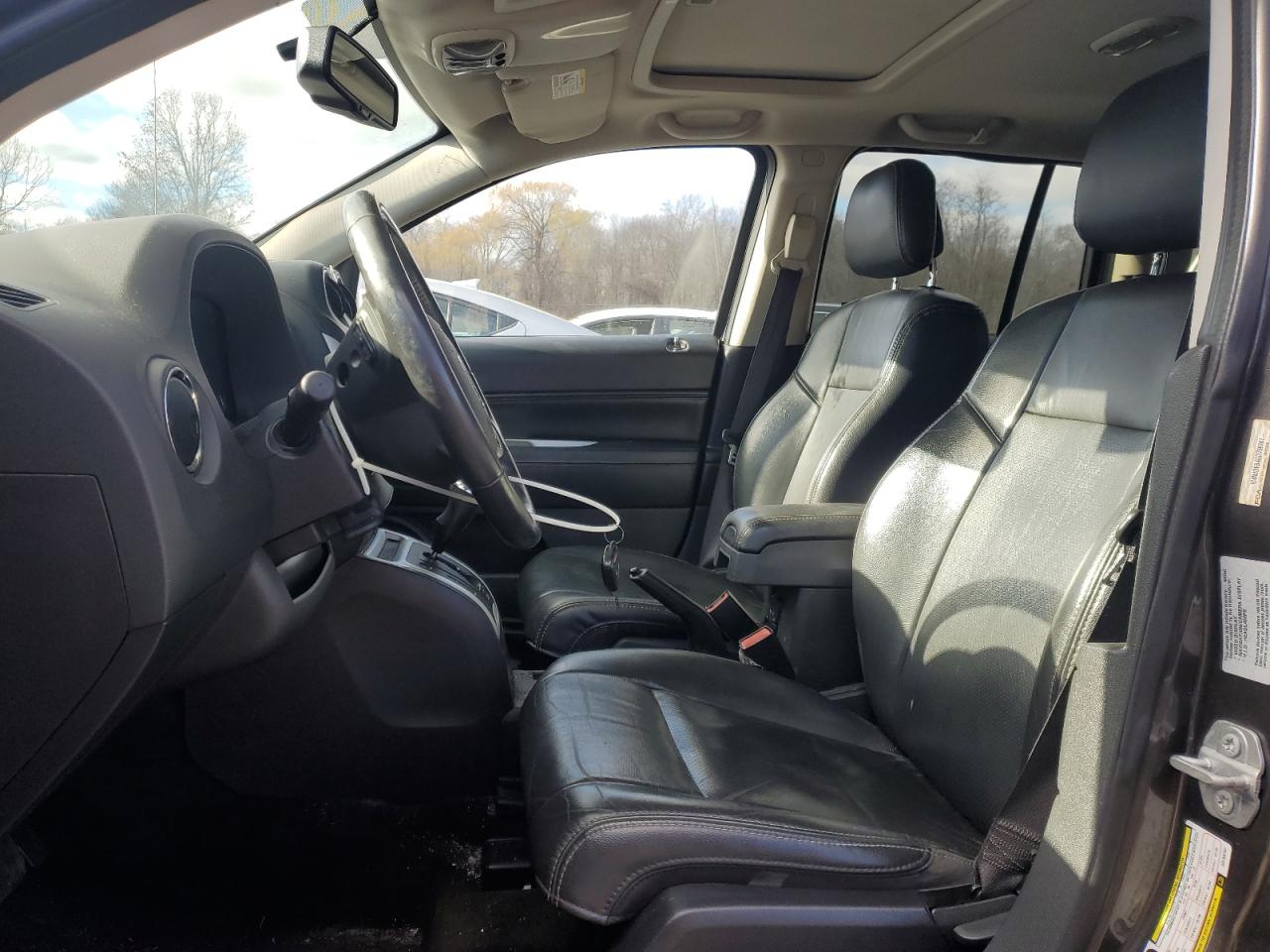 Jeep Compass Latitude Image 7