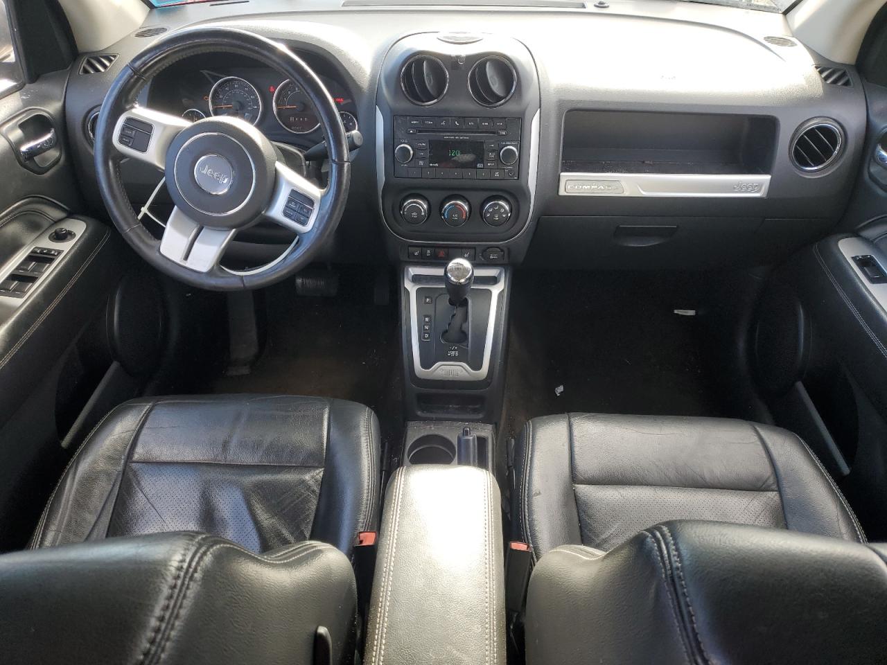 Jeep Compass Latitude Image 5