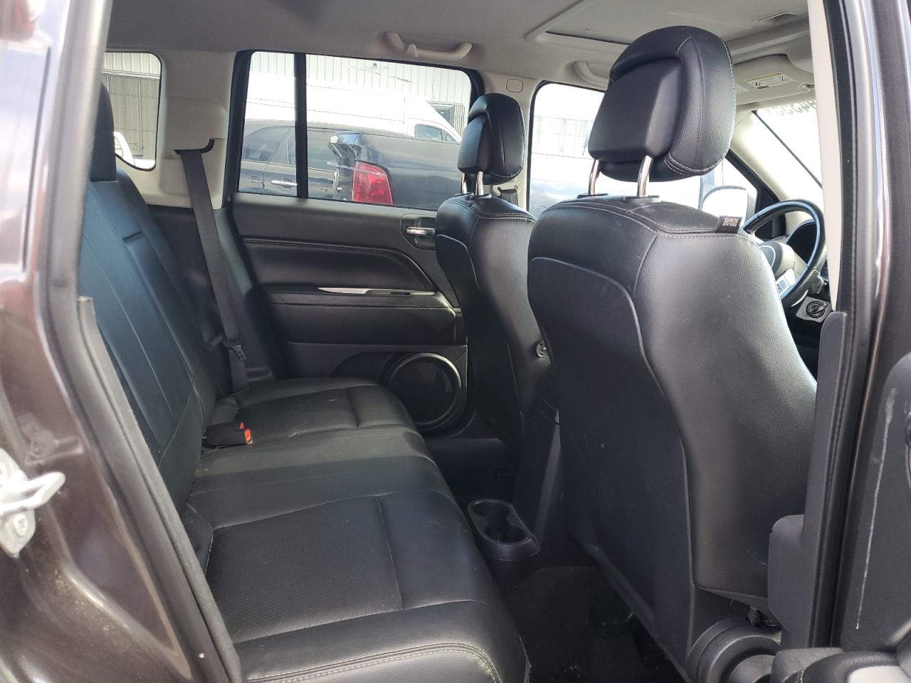 Jeep Compass Latitude Image 11